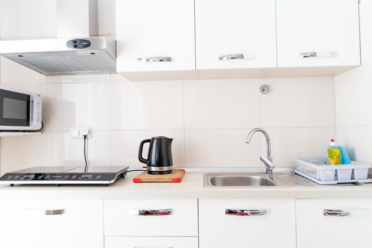 Apartment Mladen ビオグラード・ナ・モル エクステリア 写真