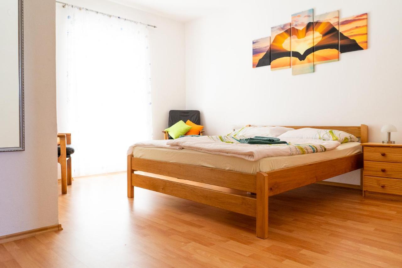 Apartment Mladen ビオグラード・ナ・モル エクステリア 写真