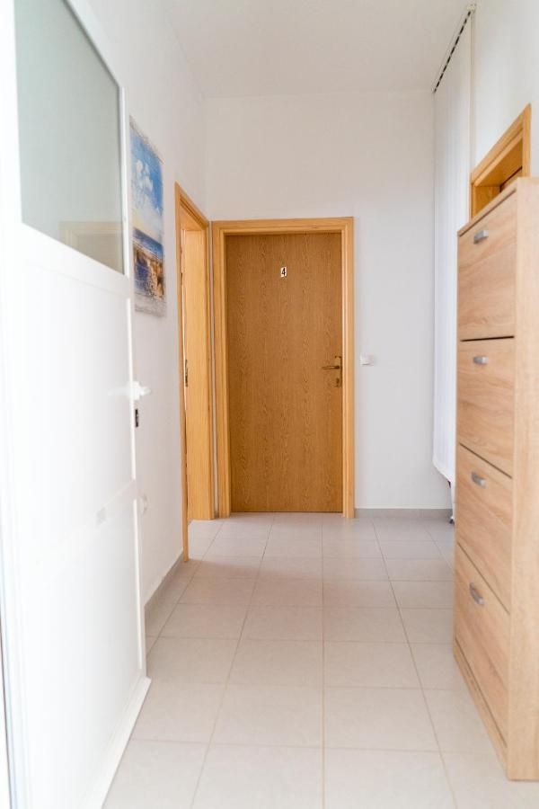 Apartment Mladen ビオグラード・ナ・モル エクステリア 写真